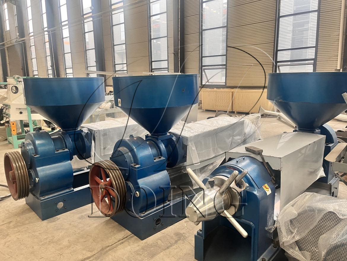 自动温控榨油机