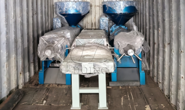 发往苏丹的花生油压榨设备