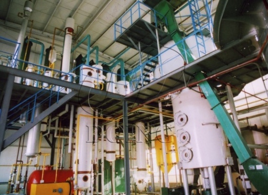 大型大豆油加工厂设备规划指南，大豆油膨化浸出生产线